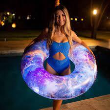 ILLUMINATED LED JUMBO BEACH & POOL TUBES