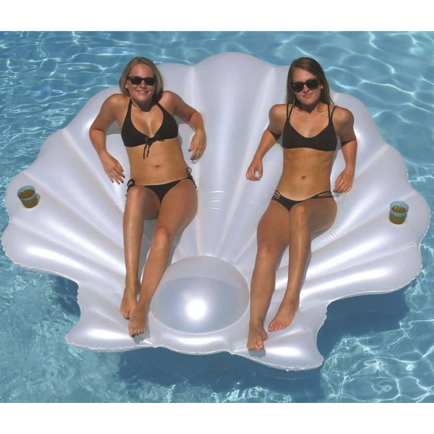 SEASHELL LOUNGE